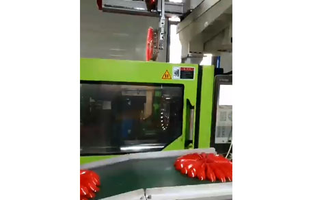 High Speed Robot for Spoon